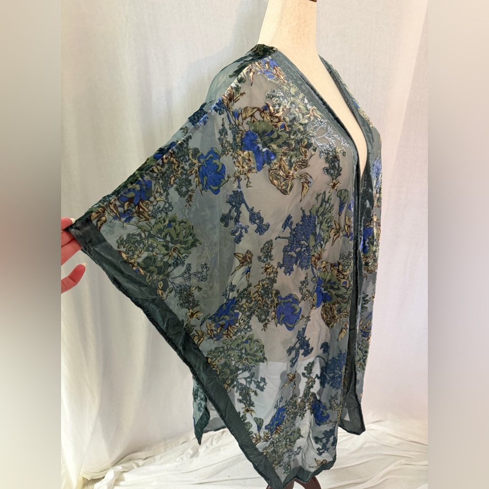 NWT Torrid Teal Floral Velvet Burnout Kimono - Torrid Size 3/4 (22-26) - Picture 6 of 15
